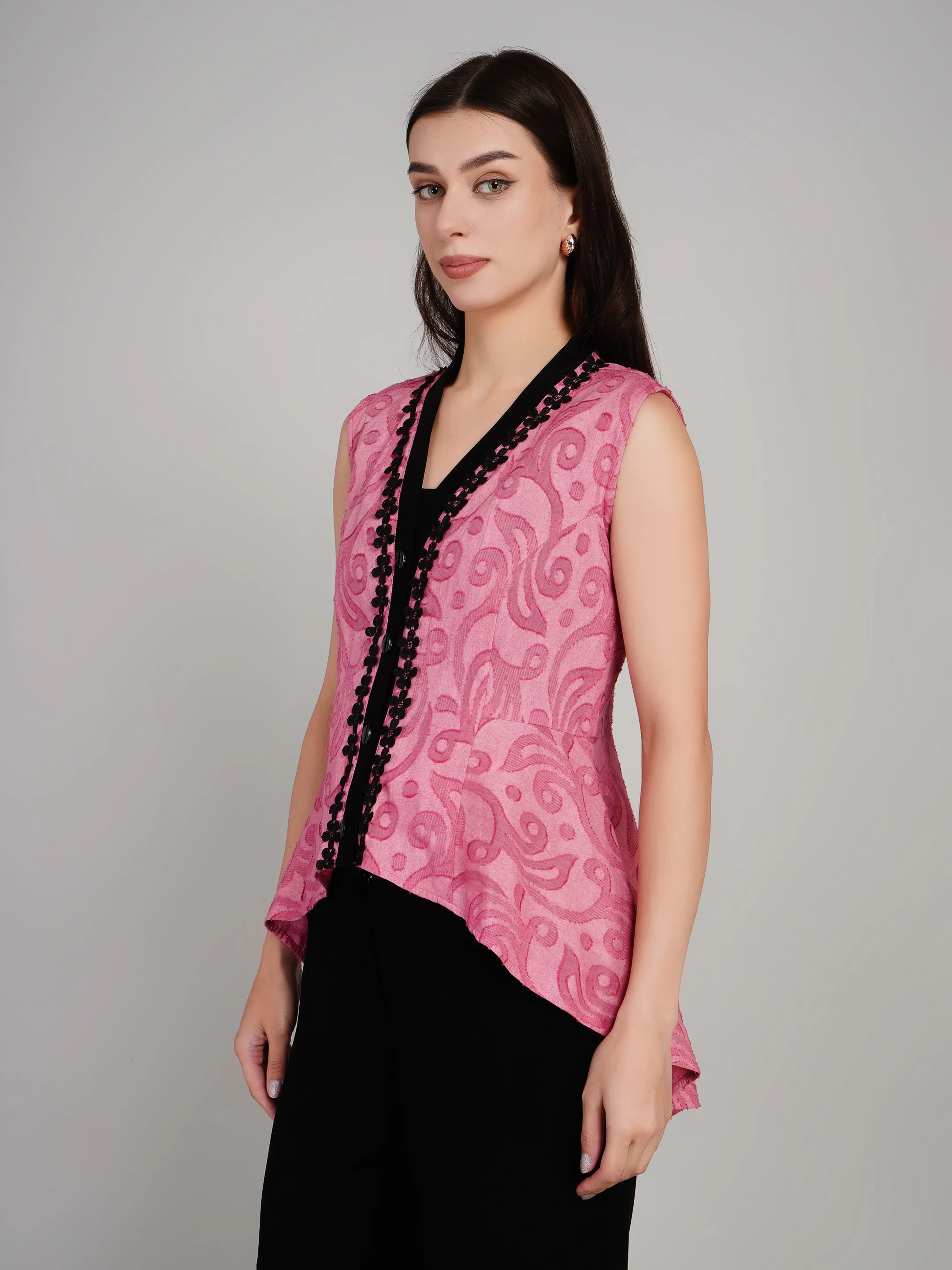 Women Pink Printed Sleeveless Peplum Top with Contrast Trim