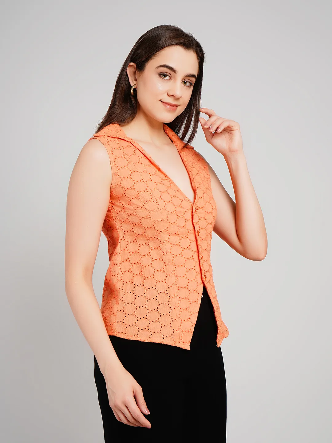 Women Peach Eyelet Cotton Sleeveless Shirt with Contrast Buttons