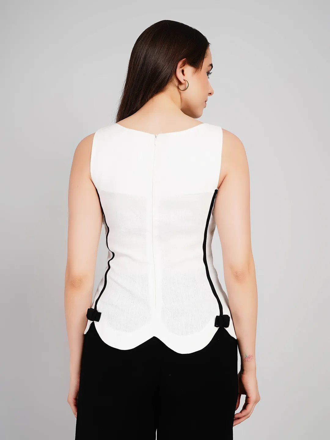 Women White & Black Sleeveless Top with Scalloped Hem and Bow Detail