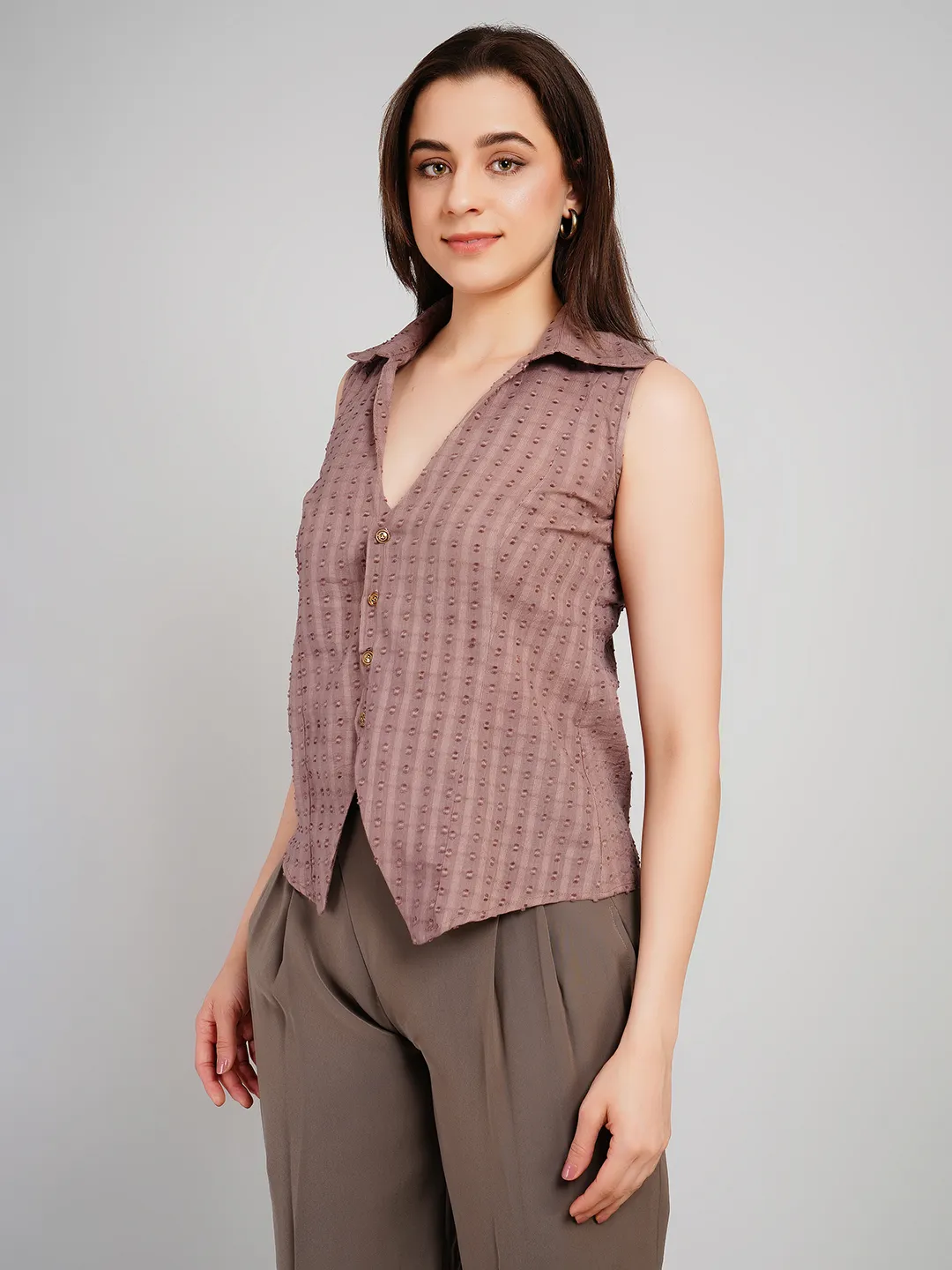 Women Mauve Dobby Printed Sleeveless Top with Asymmetric Hem