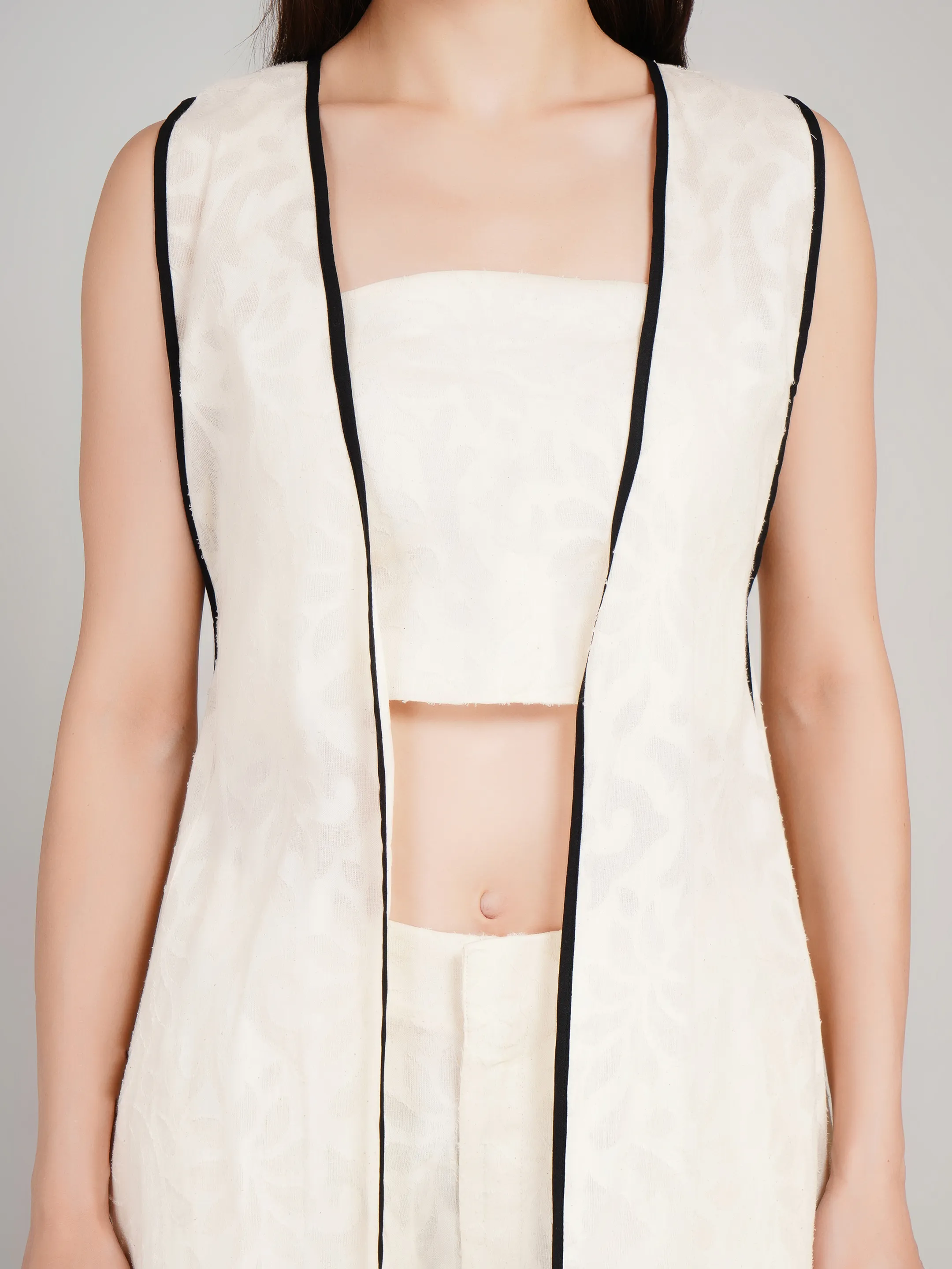 Women Off-White Self-Design 3-Piece Co-Ord Set with Longline Shrug