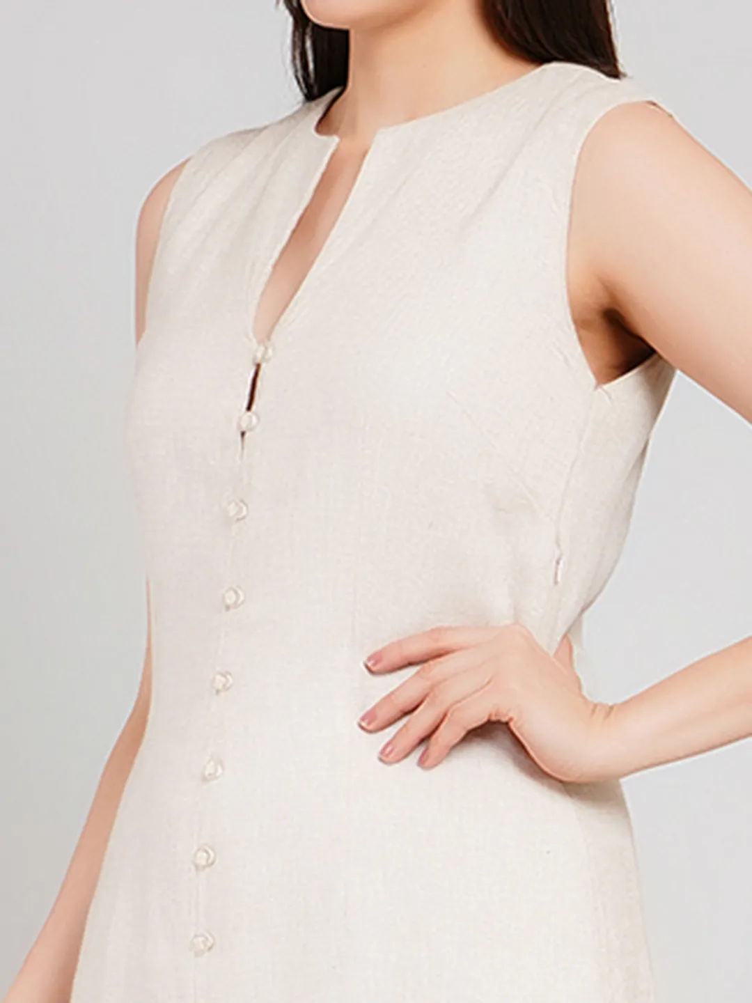 Women Cream Linen-Look Sleeveless Dress with Front Slit