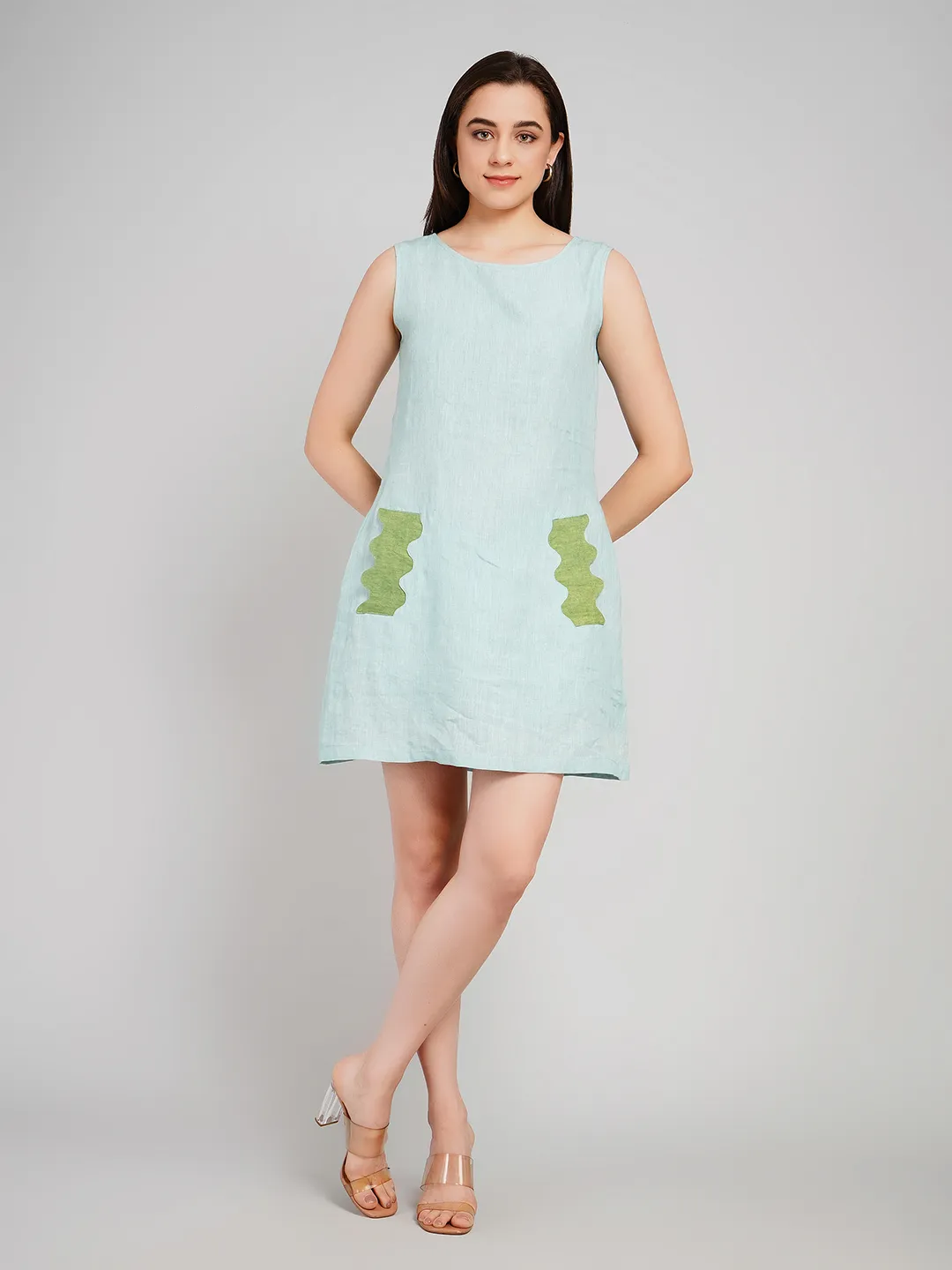 Women Blue & Green having Contrast Pockets linen dress.