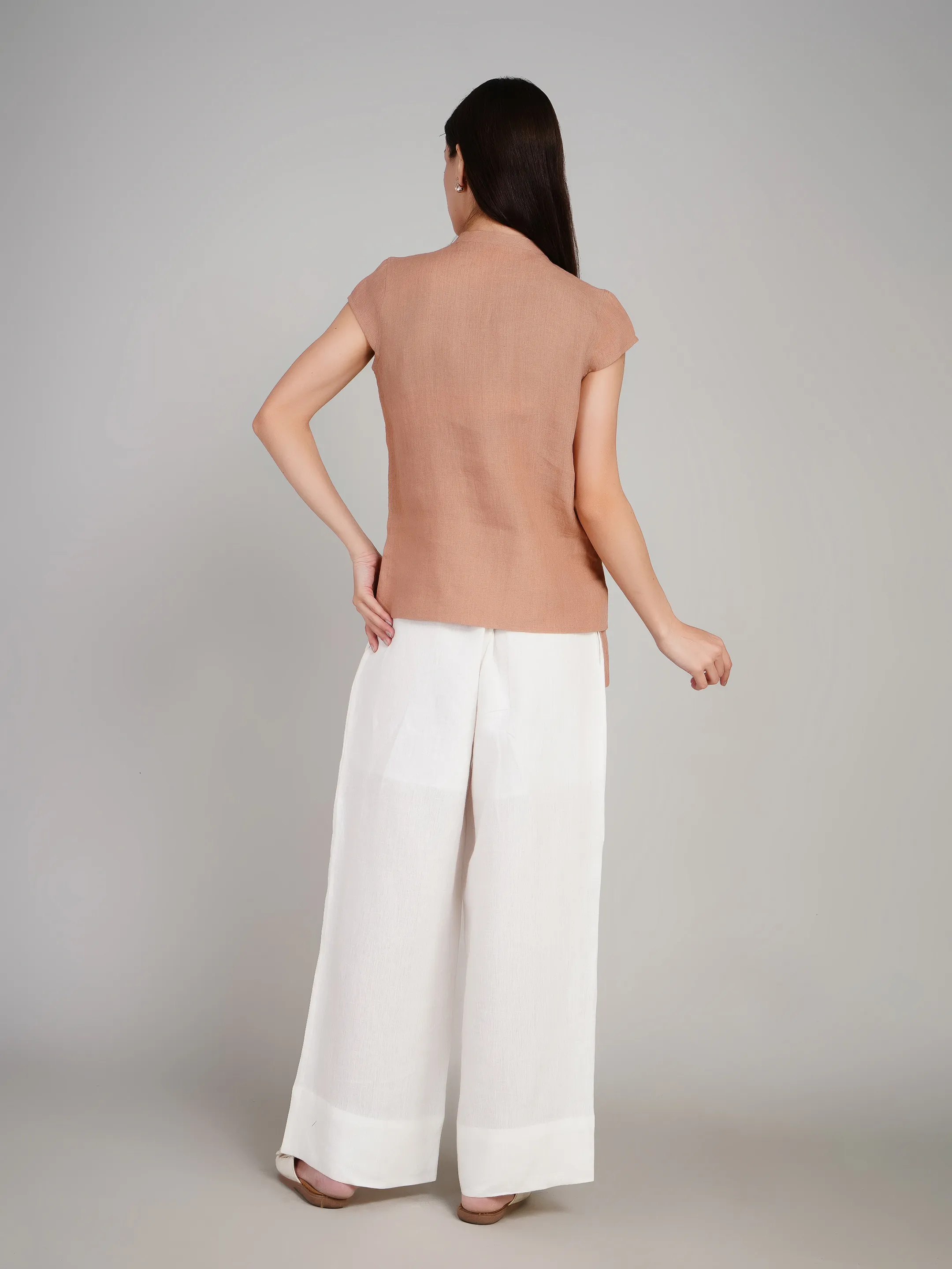 Women Taupe & White 2-Piece Co-Ord Set with Asymmetric Layered Tunic