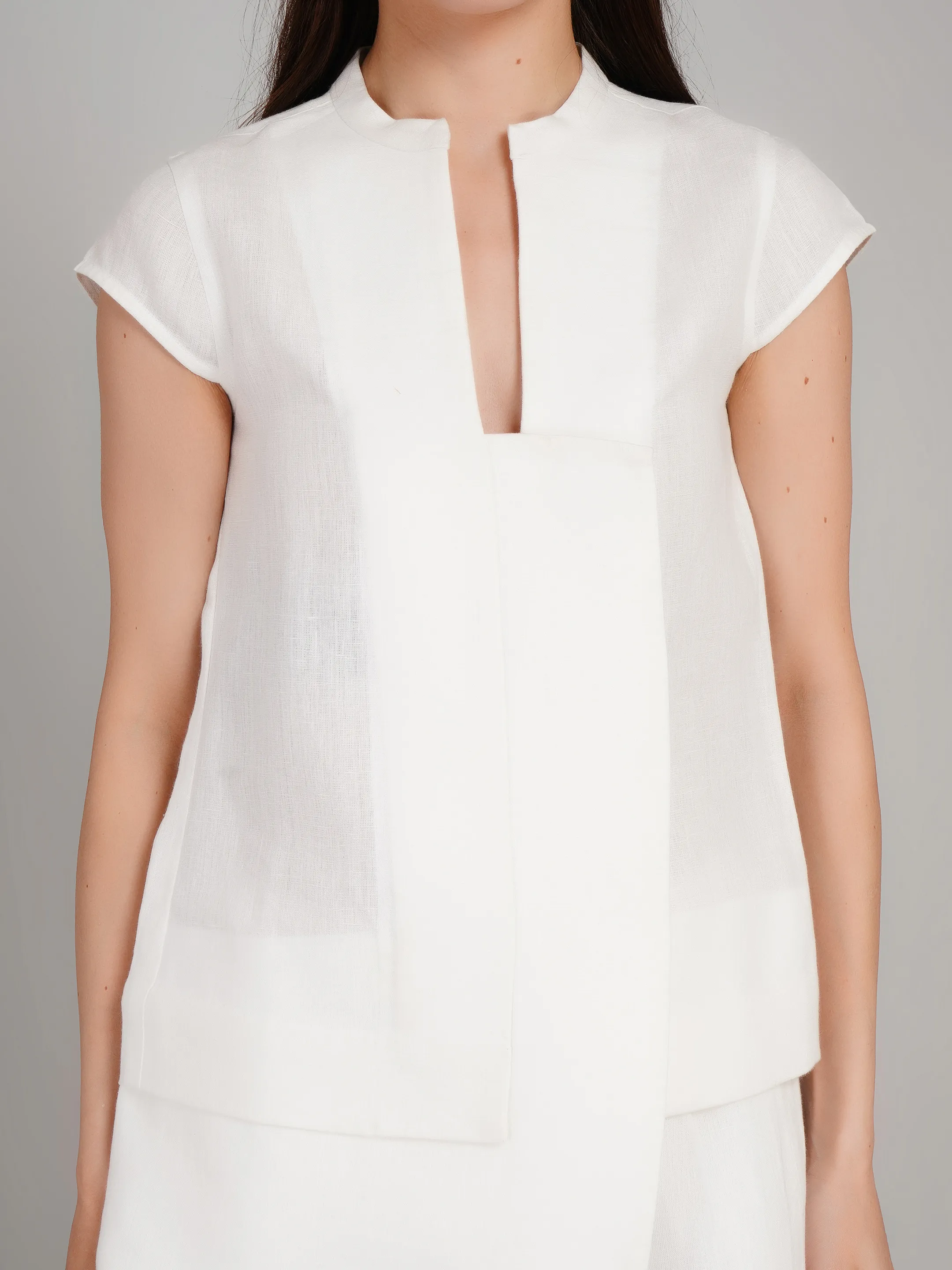 Women White Textured Co-Ord Set with Mandarin Collar & Wide-Leg Pants