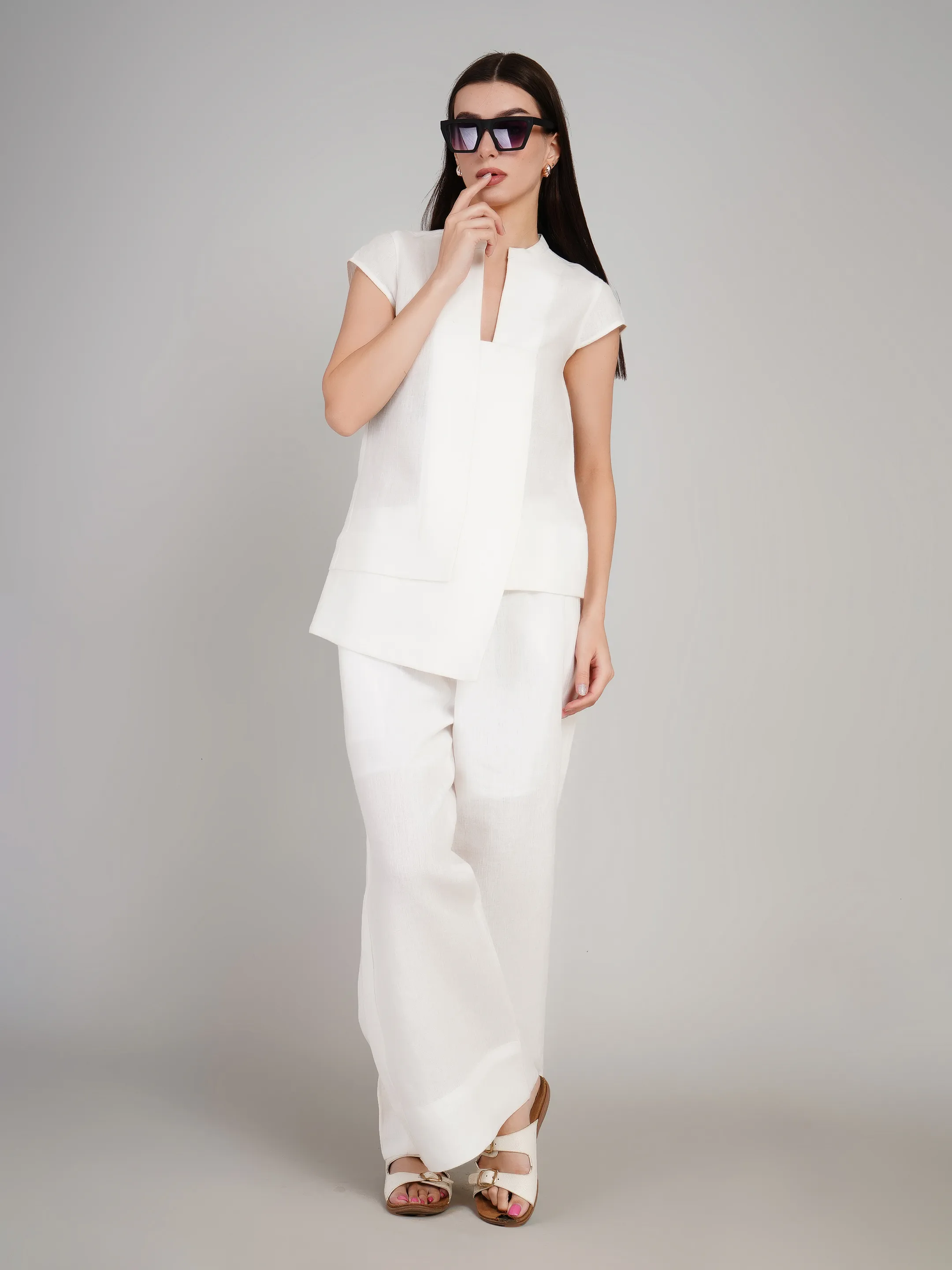 Women White Textured Co-Ord Set with Mandarin Collar & Wide-Leg Pants