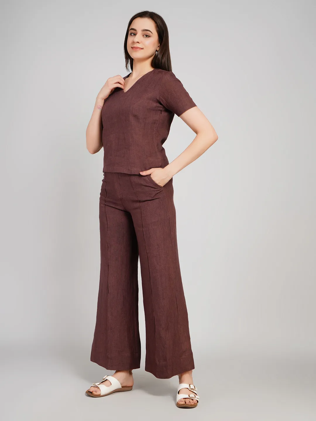 Women Coffee Brown Solid 2-Piece Co-Ord Set with V-Neck Top & Wide-Leg Trousers