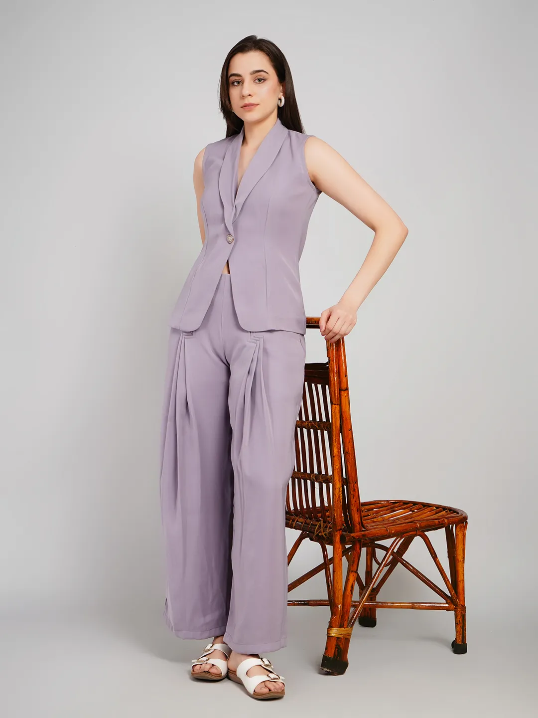Women Lavender-Grey 2-Piece Co-Ord Set with Shawl-Collar Waistcoat & Pleated Pants