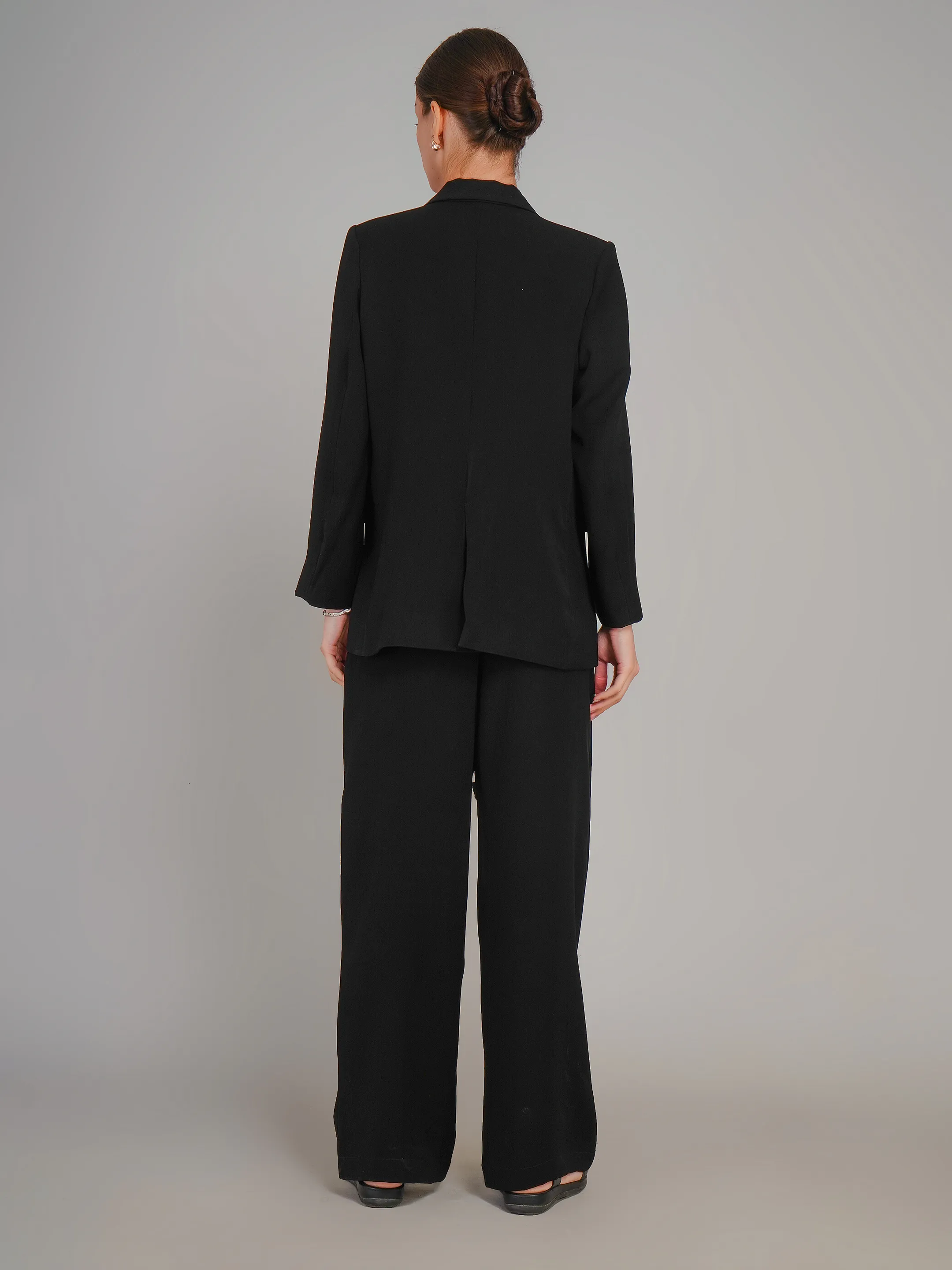 Women Black Solid Blazer with Crop Top & Trousers Co-Ord Set